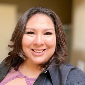 Meet your Posher, Adrianna